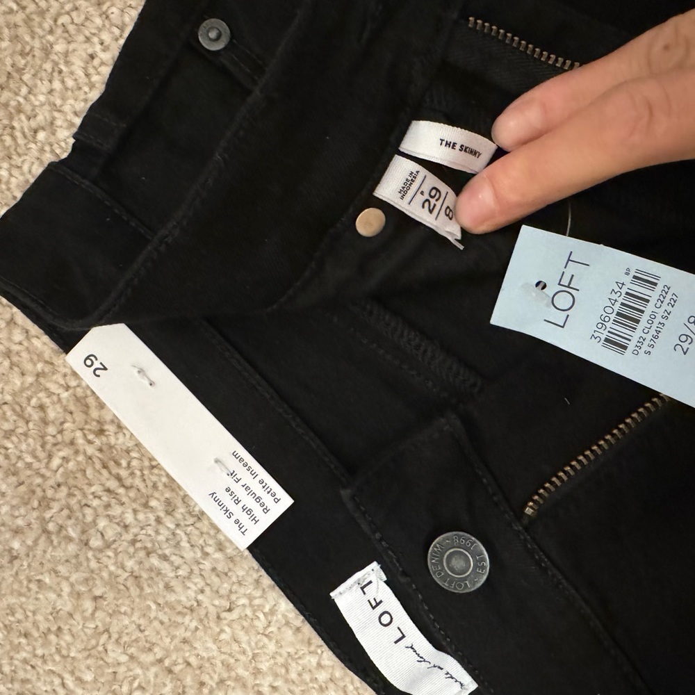NWT Loft skinny pants!